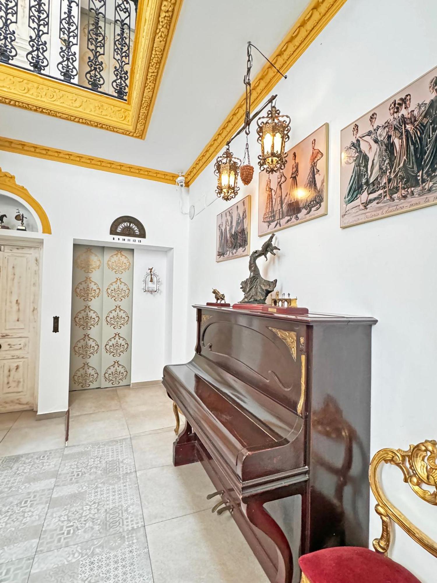 Palace House Hercules - Apartments 세비야 외부 사진
