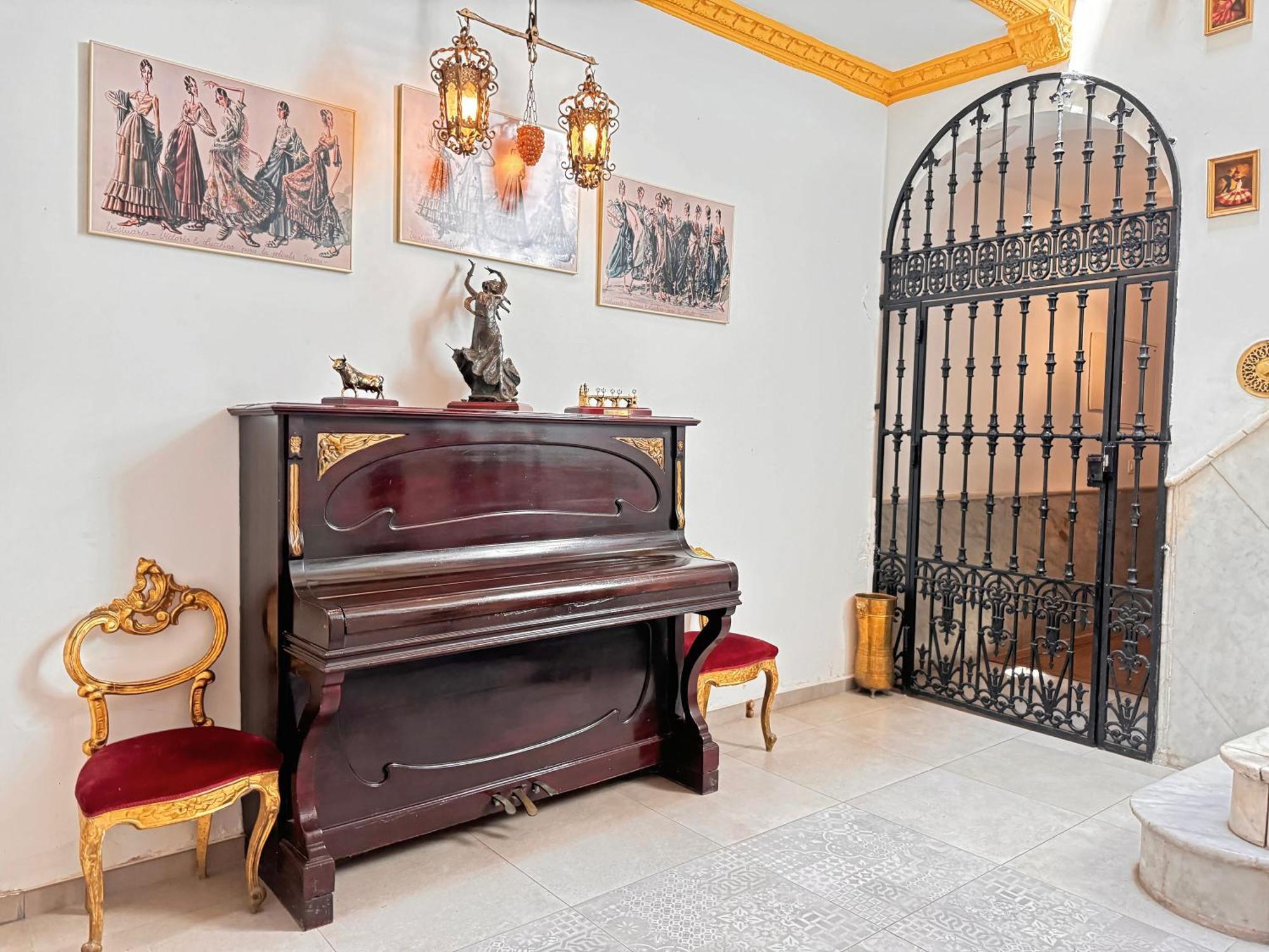 Palace House Hercules - Apartments 세비야 외부 사진